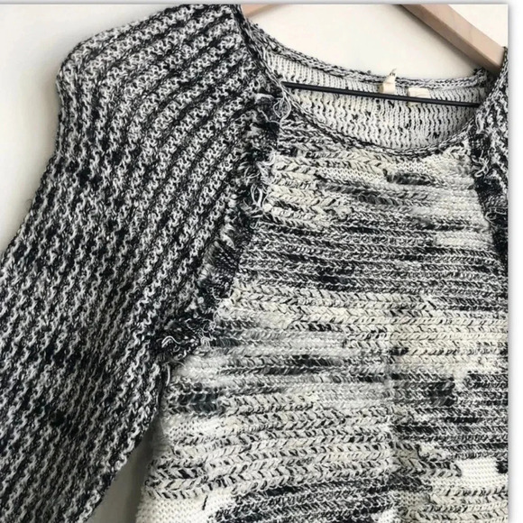 Moth Jacquard Marled Anthropologie Fringe Wool Sweater long sleeve textured - Picture 3 of 11